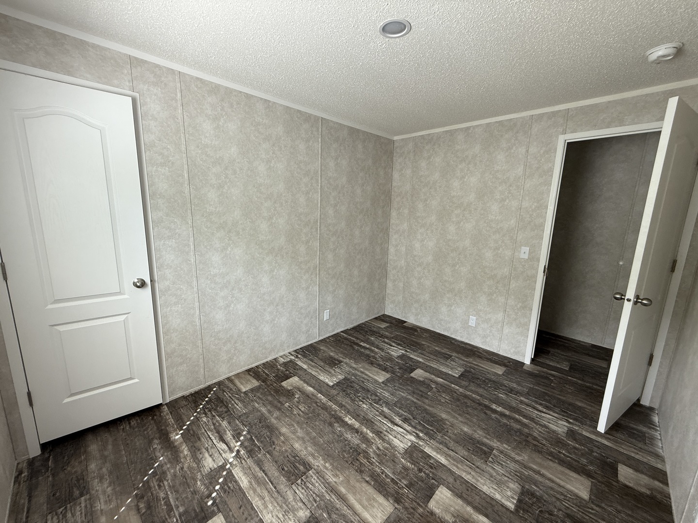 1712 S Dixie Highway #213, Crete, IL 60417