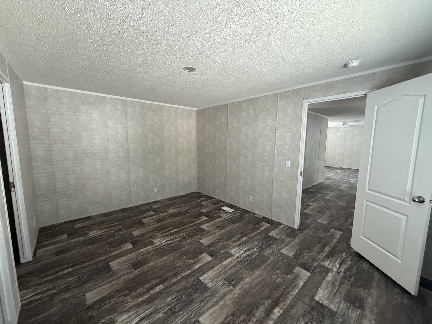 1712 S Dixie Highway #213, Crete, IL 60417