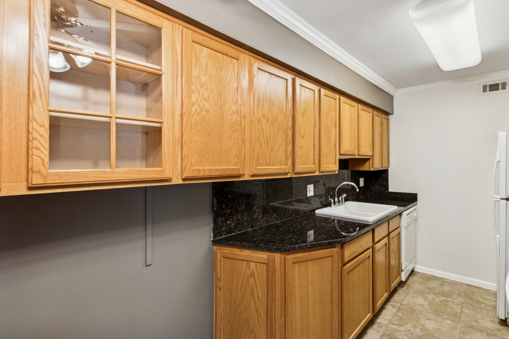 1633 N Windsor Drive #113, Arlington Heights, IL 60004