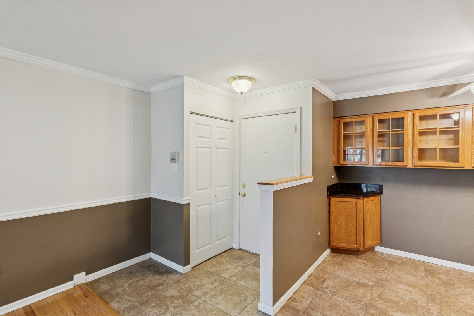 1633 N Windsor Drive #113, Arlington Heights, IL 60004