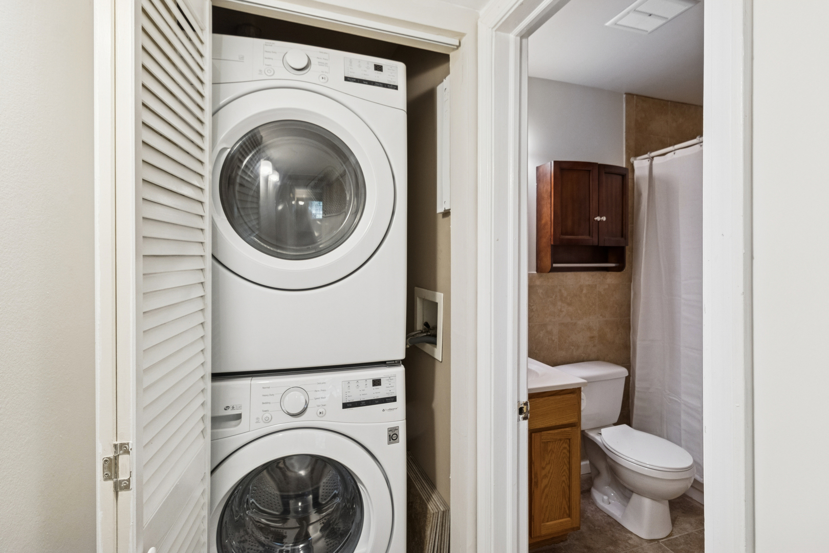 1633 N Windsor Drive #113, Arlington Heights, IL 60004