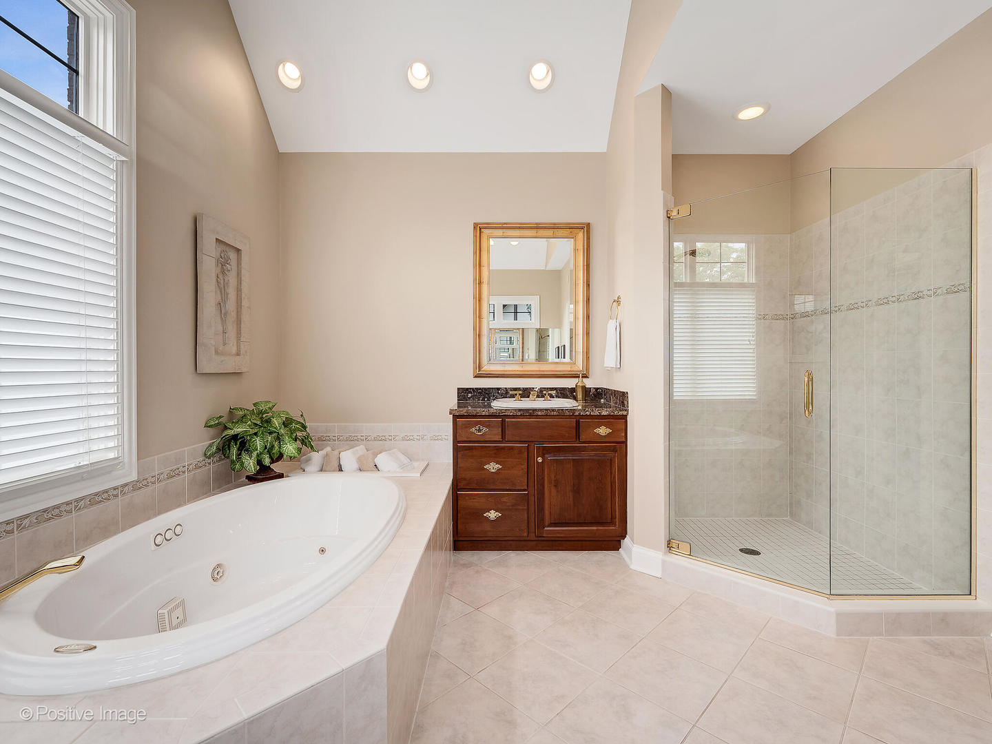 802 Kenmare Drive, Burr Ridge, IL 60527