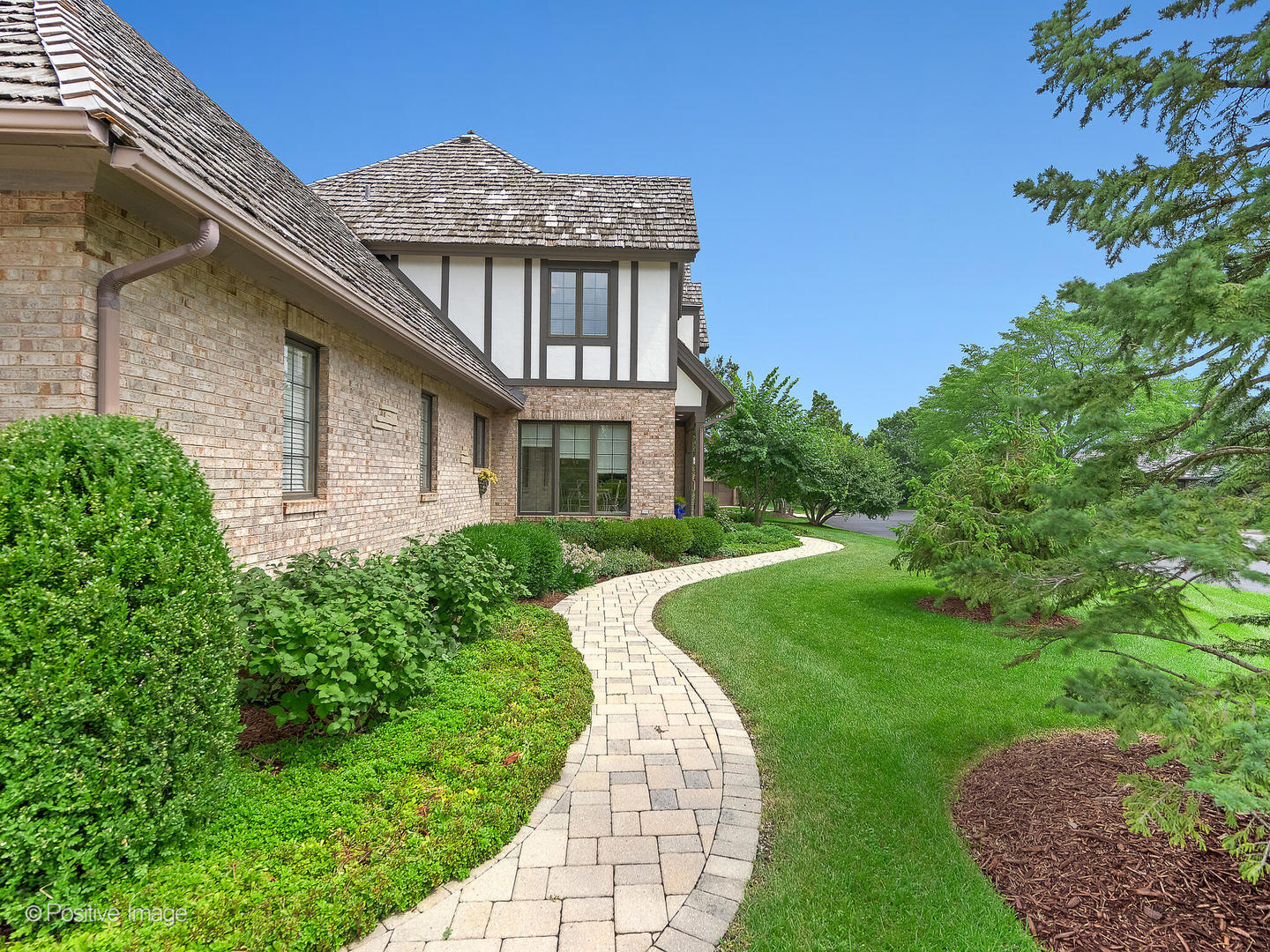 802 Kenmare Drive, Burr Ridge, IL 60527