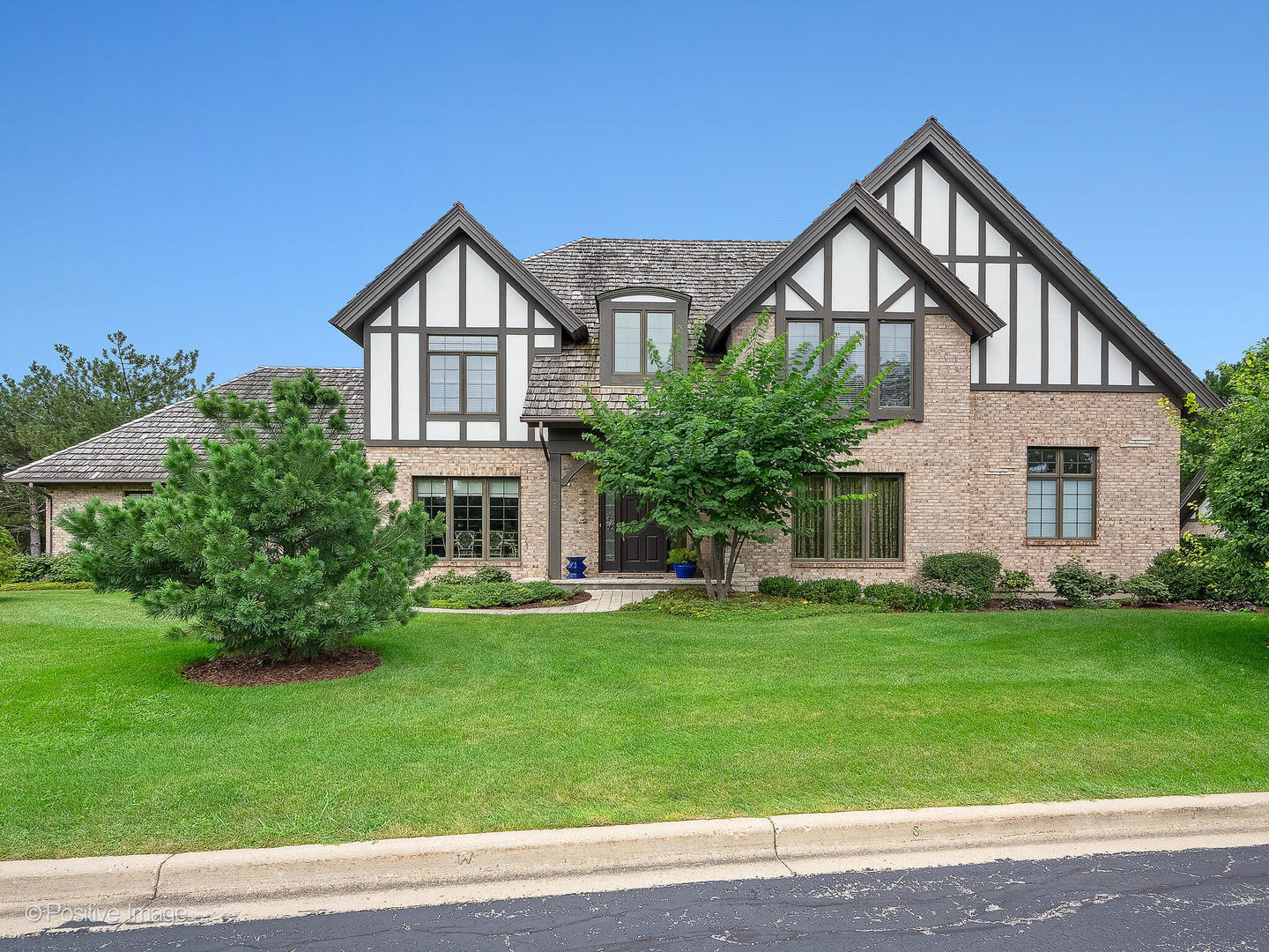 802 Kenmare Drive, Burr Ridge, IL 60527