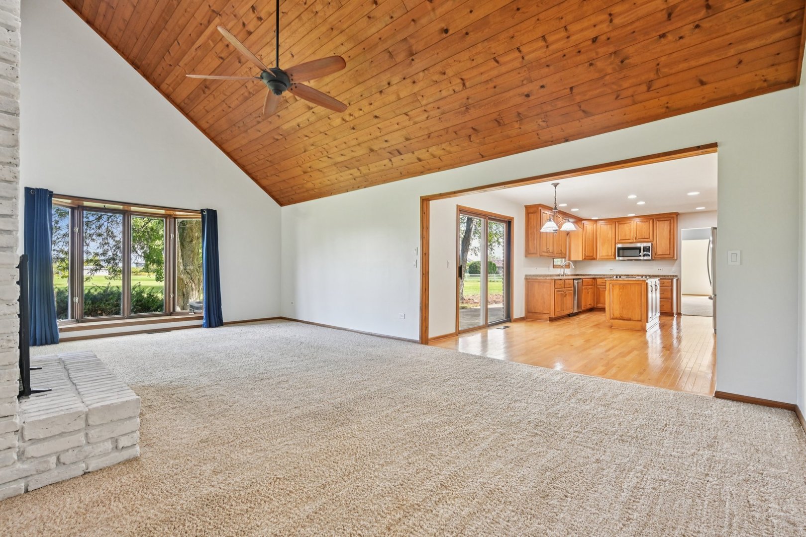 23045 S Wirth Lane, Frankfort, IL 60423