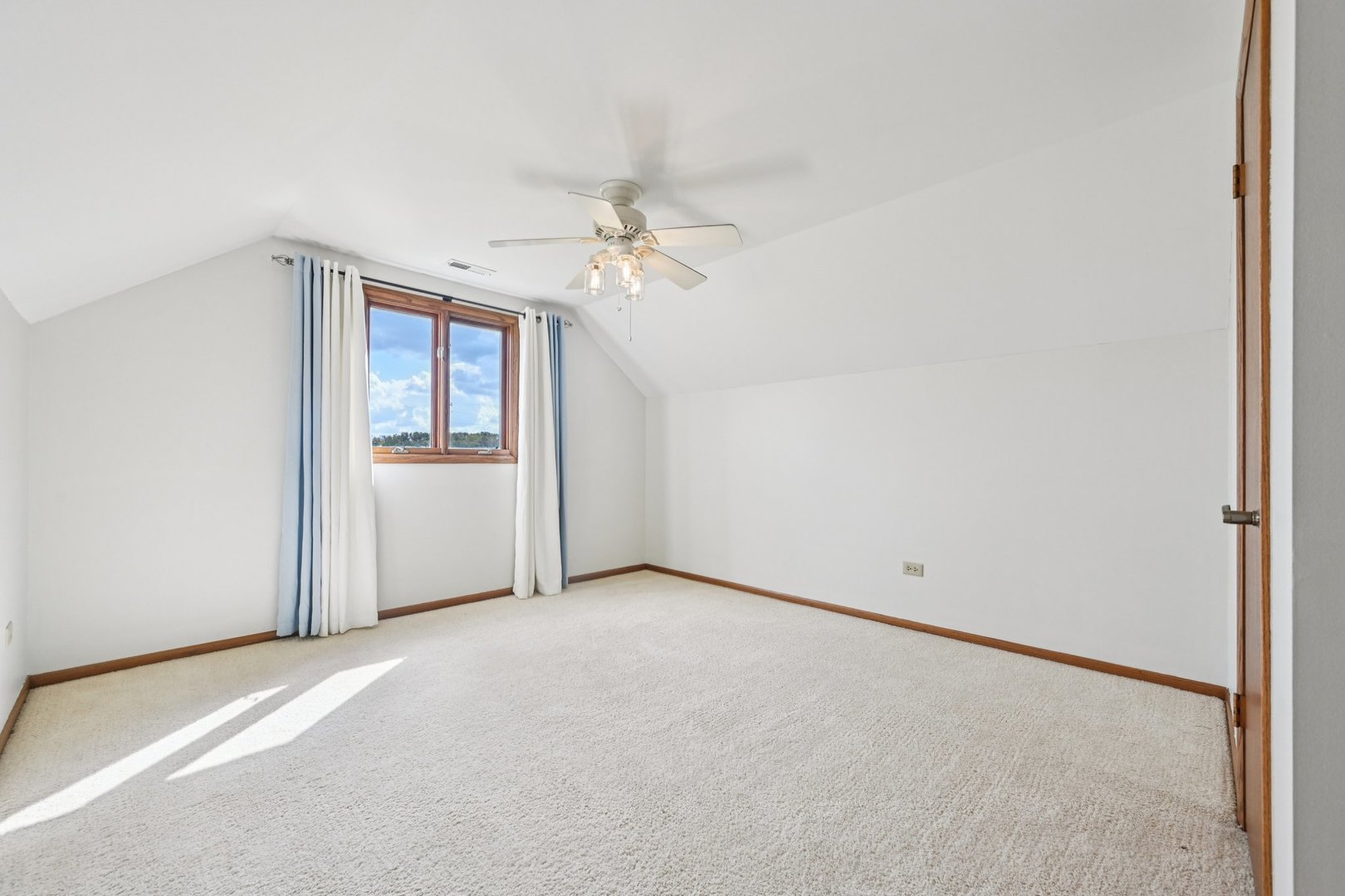 23045 S Wirth Lane, Frankfort, IL 60423