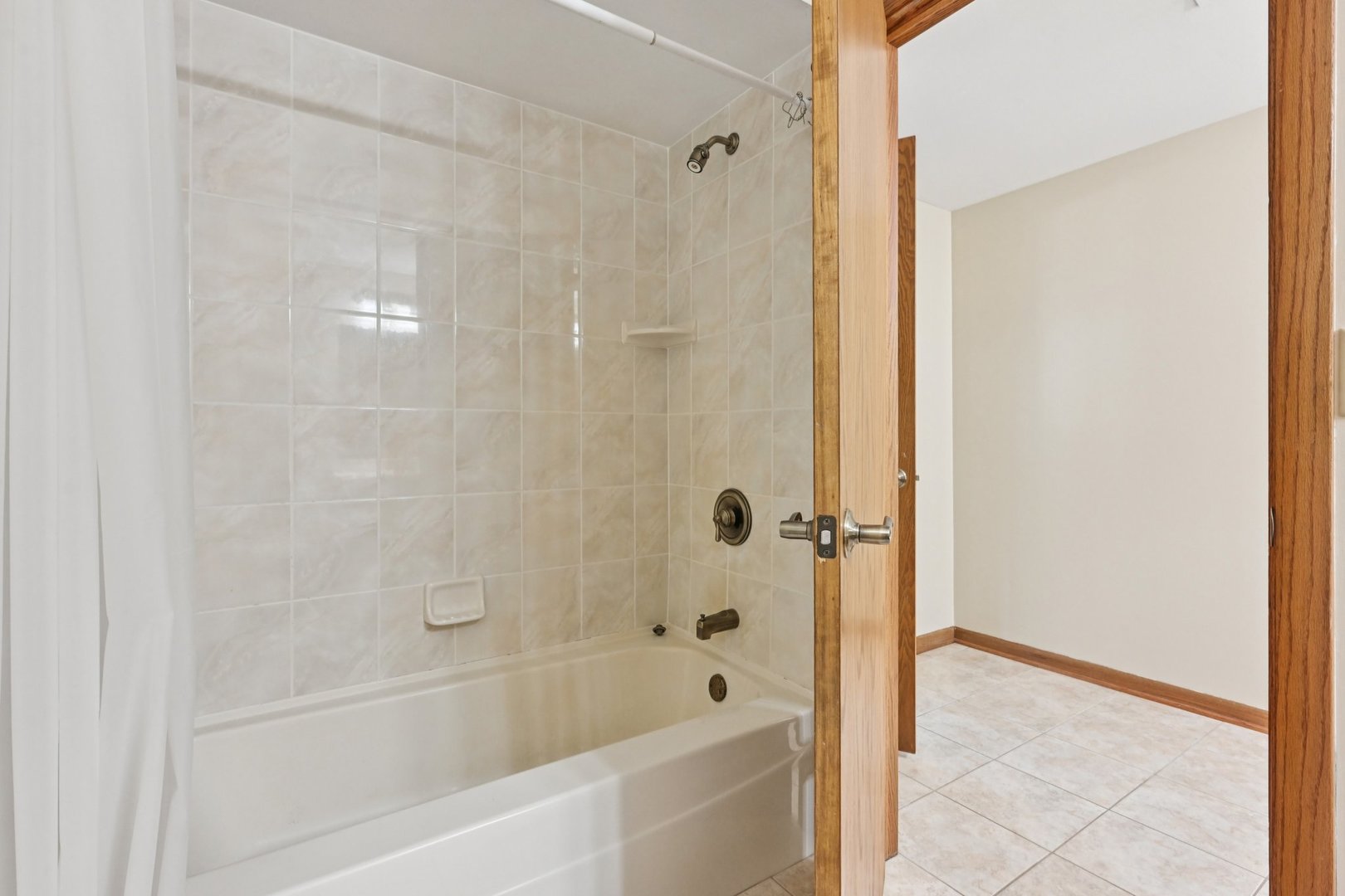 23045 S Wirth Lane, Frankfort, IL 60423