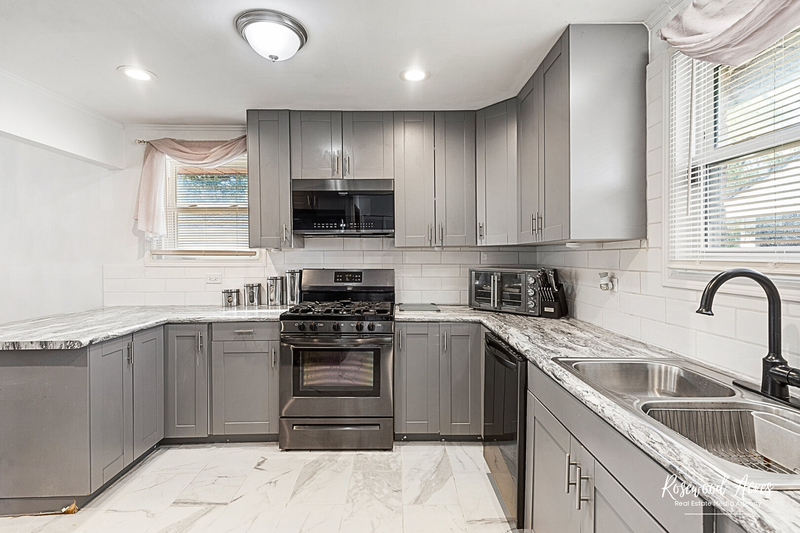 336 Indianwood Boulevard, Park Forest, IL 60466