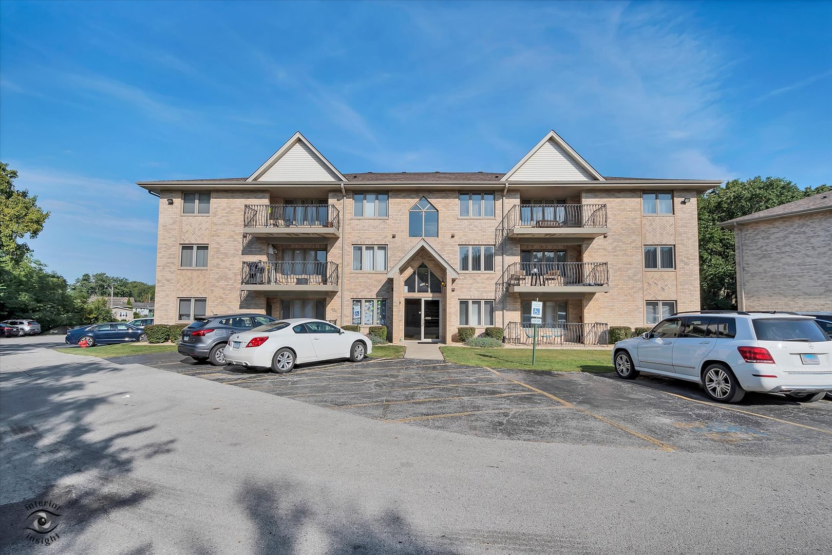 5150 Shadow Creek Drive #4, Oak Forest, IL 60452