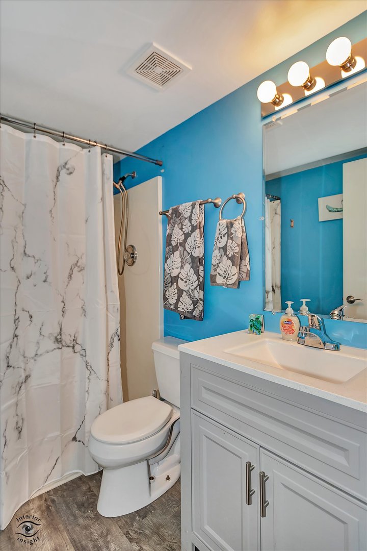 5150 Shadow Creek Drive #4, Oak Forest, IL 60452