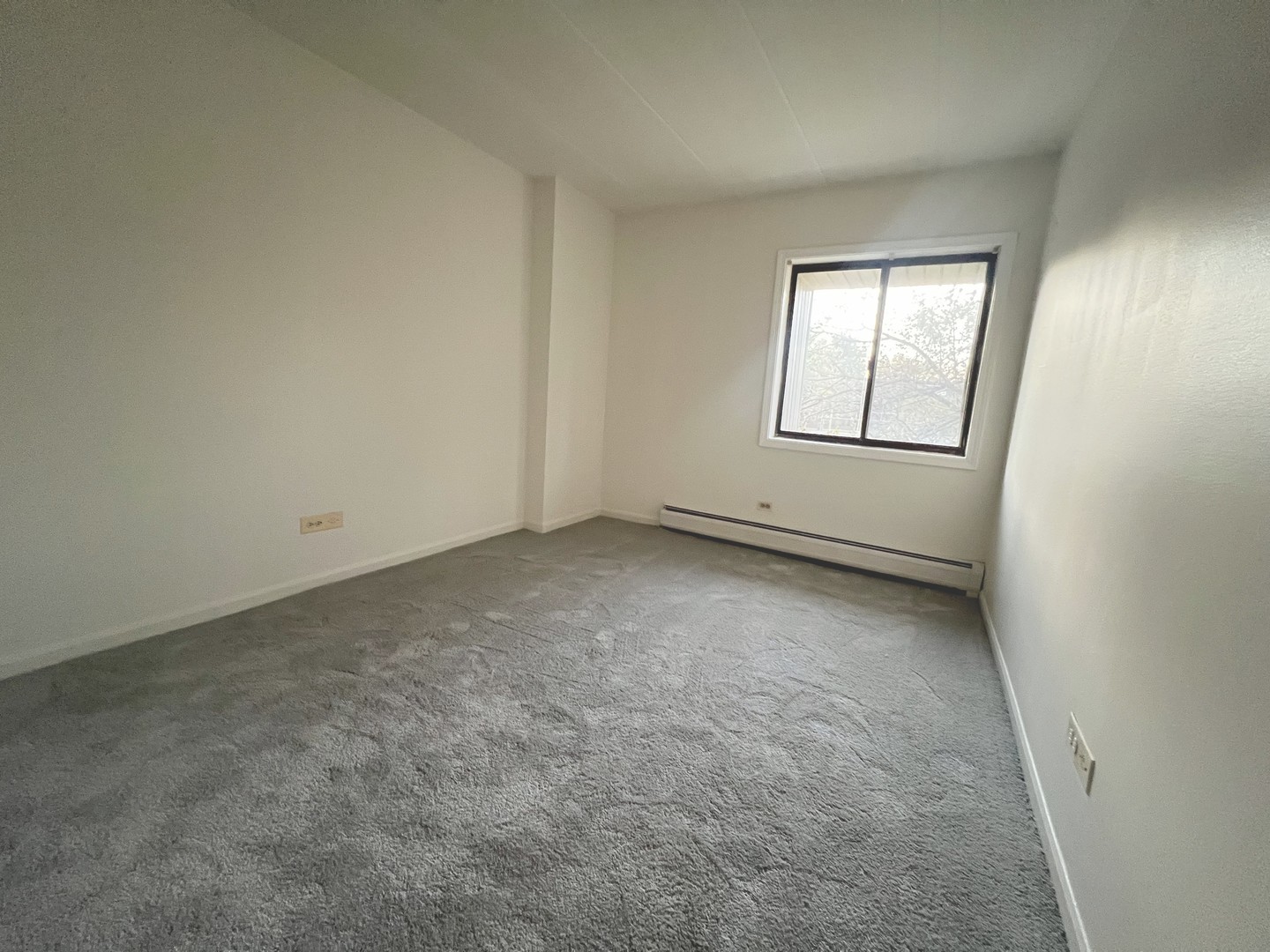 228 E Bailey Road #H, Naperville, IL 60565