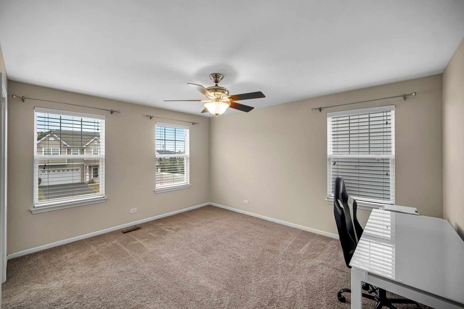 14855 S Morgan Lane, Plainfield, IL 60544