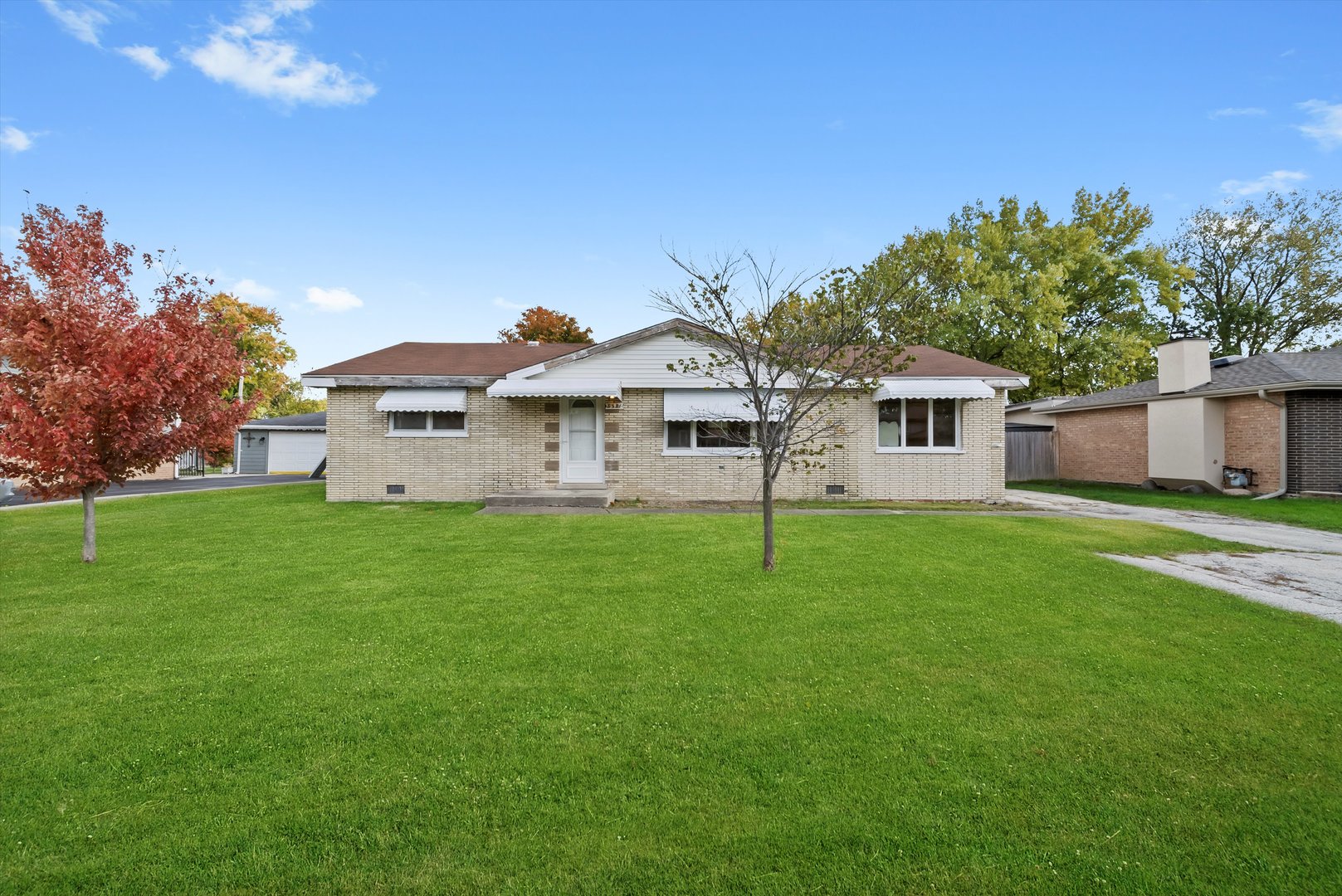 8521 S 83rd Avenue, Hickory Hills, IL 60457