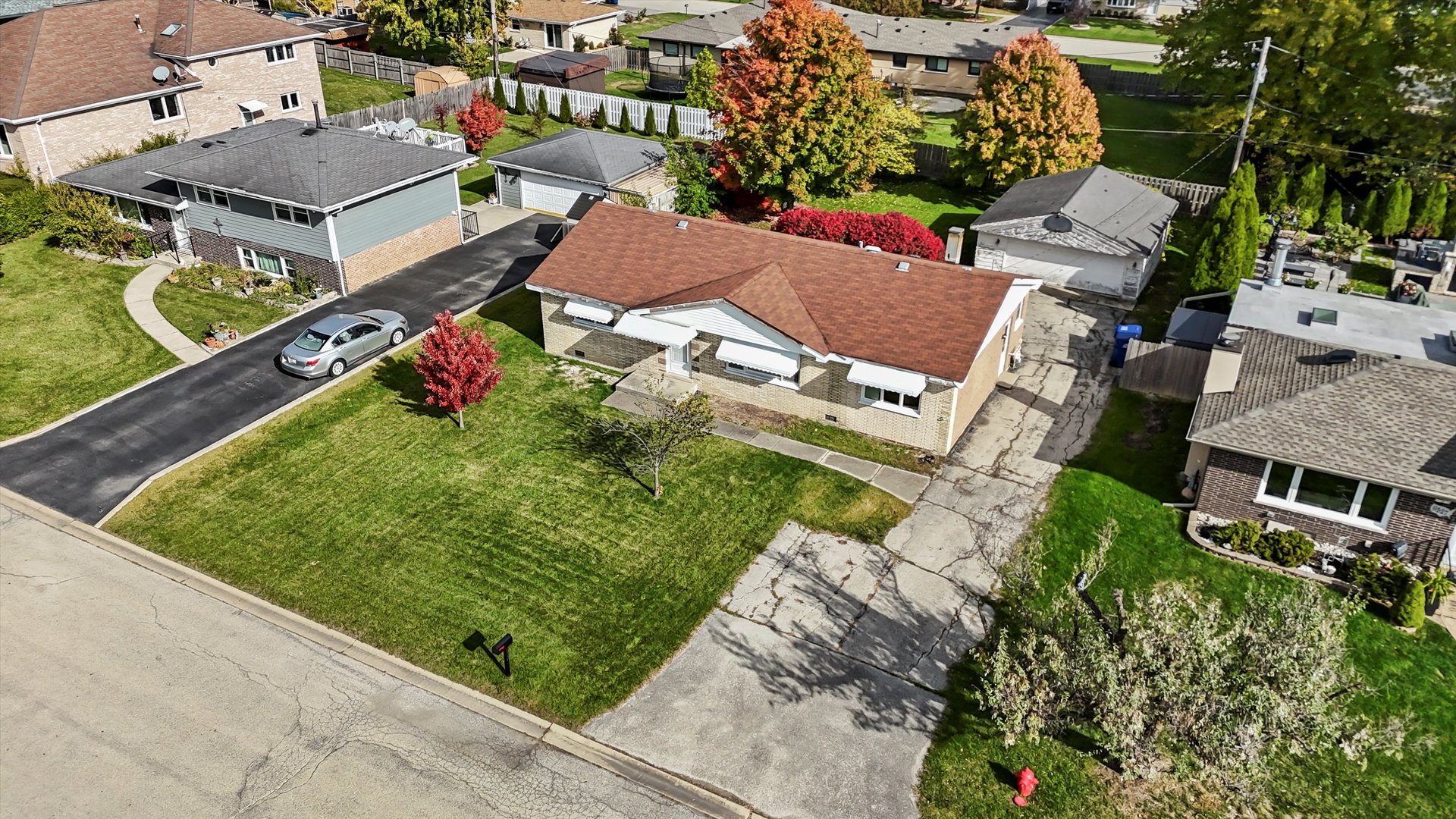 8521 S 83rd Avenue, Hickory Hills, IL 60457