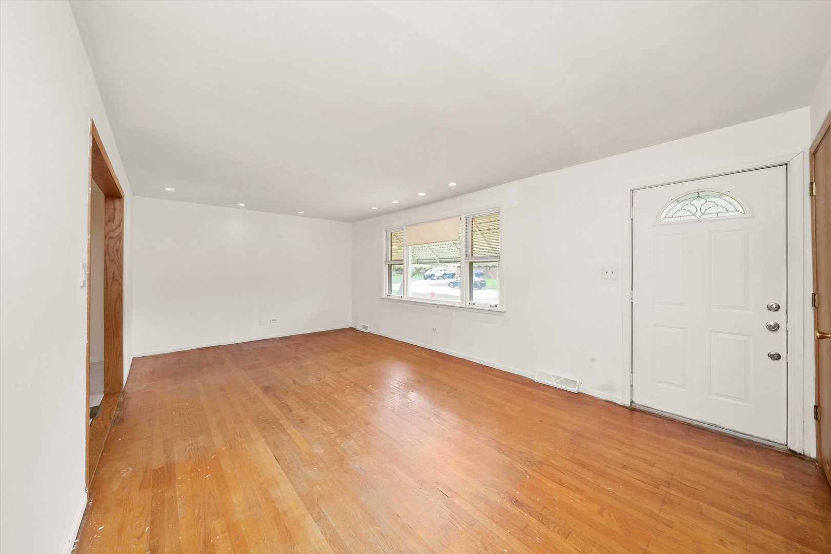 8521 S 83rd Avenue, Hickory Hills, IL 60457