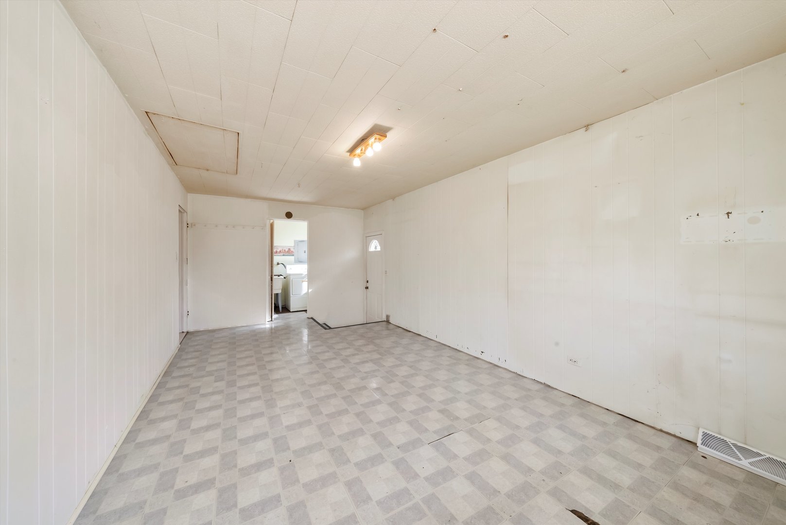 8521 S 83rd Avenue, Hickory Hills, IL 60457