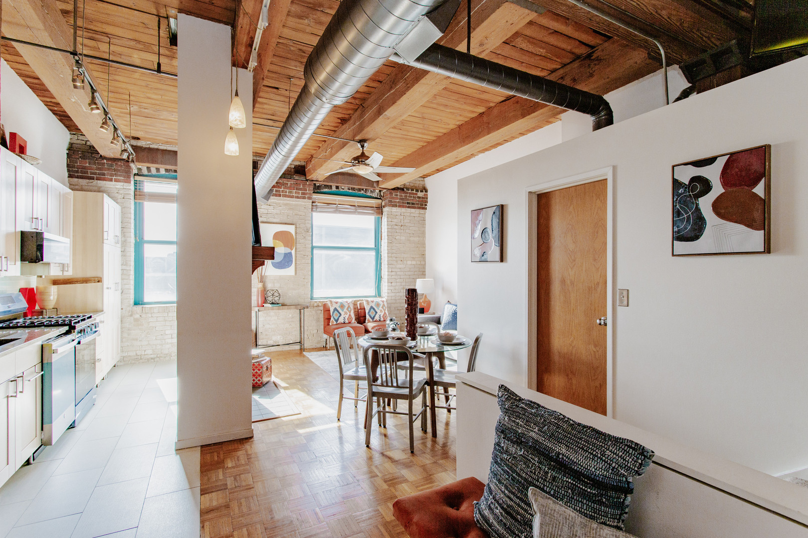 4745 N Ravenswood Avenue #210, Chicago, IL 60640