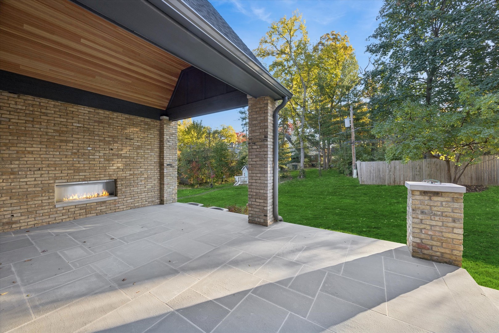 331 Forest Road, Hinsdale, IL 60521