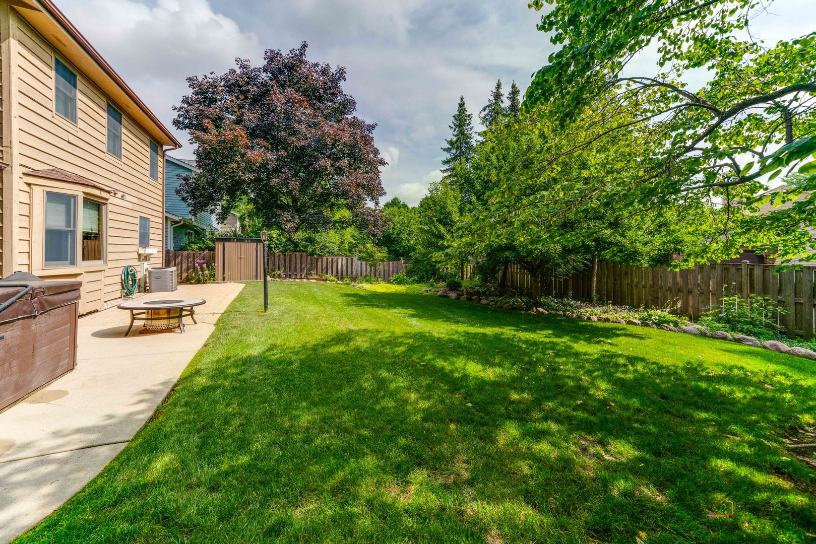 619 N California Avenue, Mundelein, IL 60060