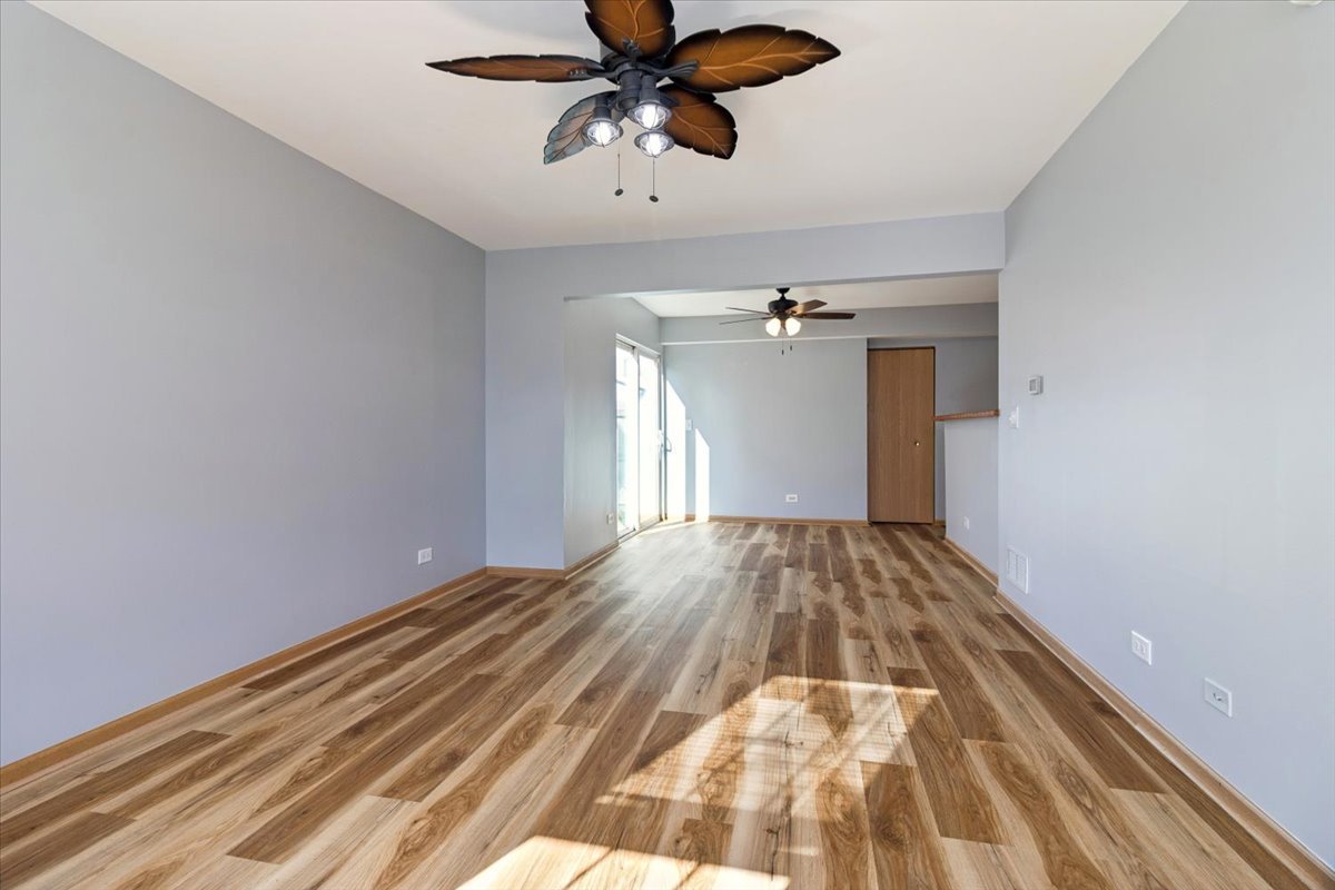 1752 Simms Street, Aurora, IL 60504