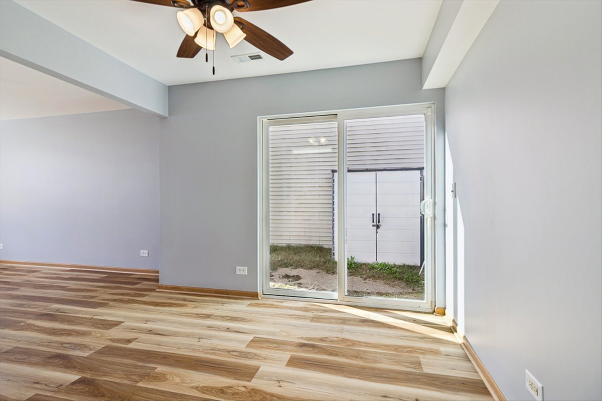 1752 Simms Street, Aurora, IL 60504