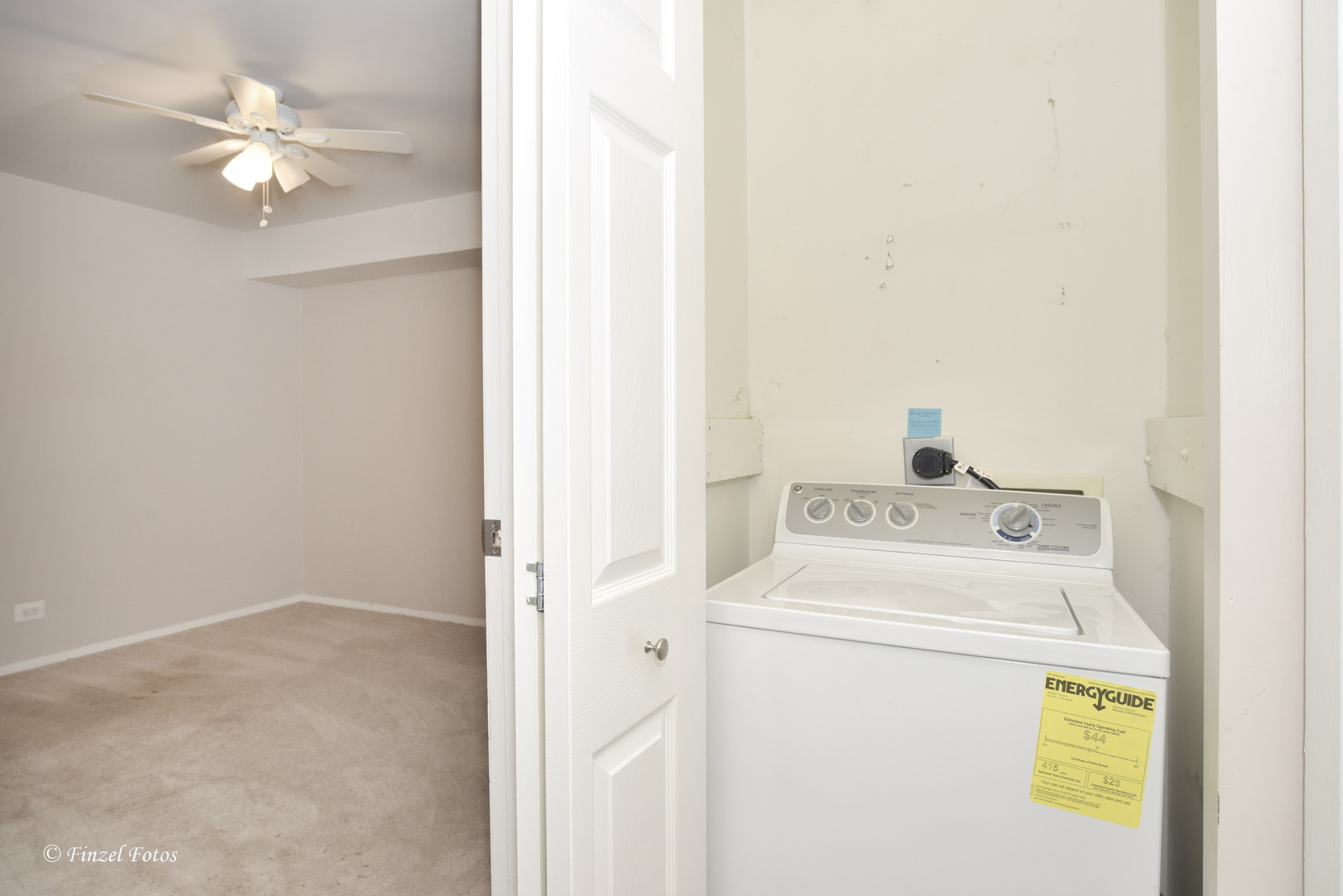 1940 Kenilworth Circle #H, Hoffman Estates, IL 60169