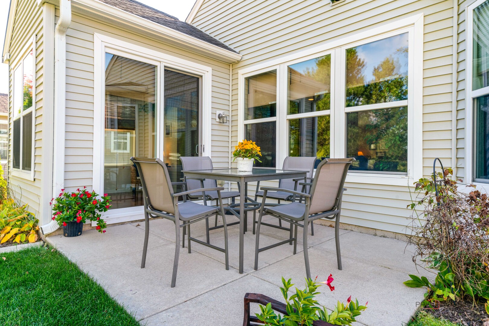 3174 Comstock Court, Mundelein, IL 60060