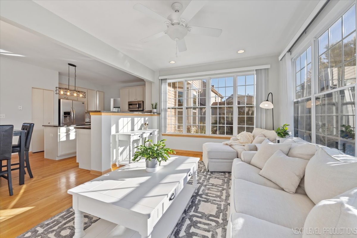 267 Chatsworth Avenue, Sugar Grove, IL 60554