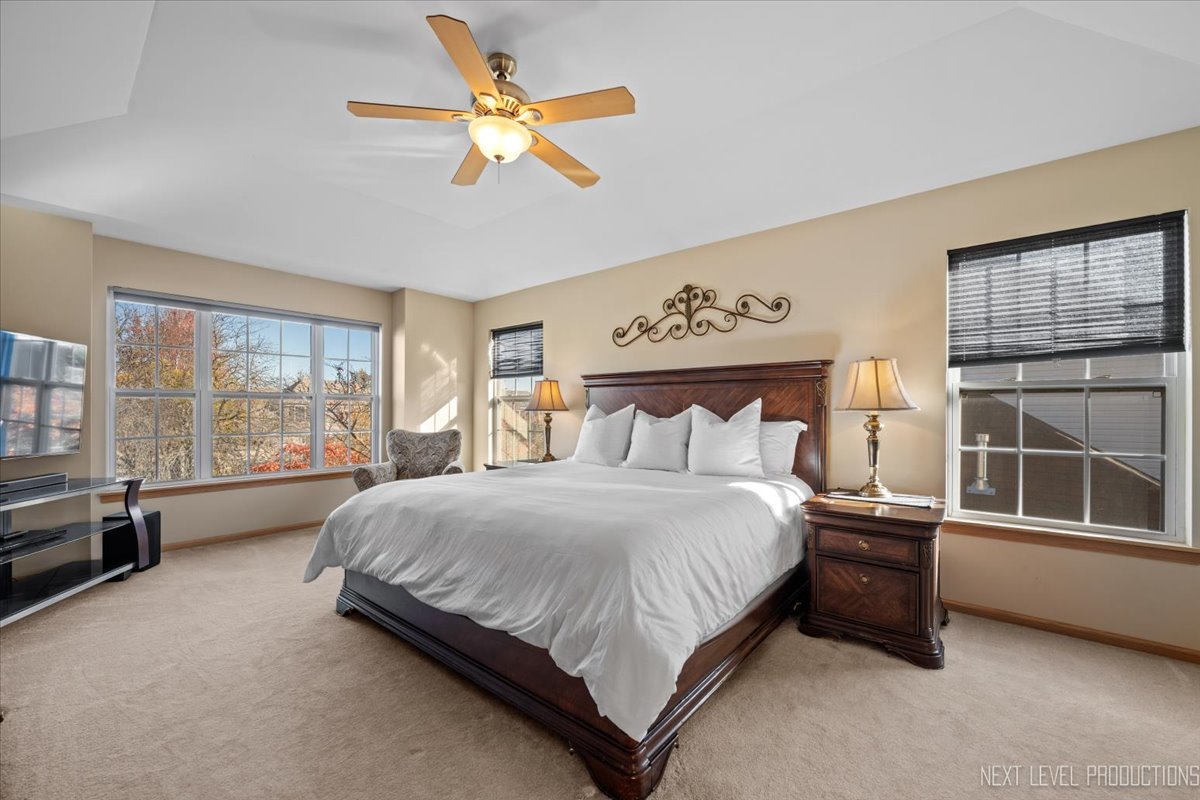 267 Chatsworth Avenue, Sugar Grove, IL 60554