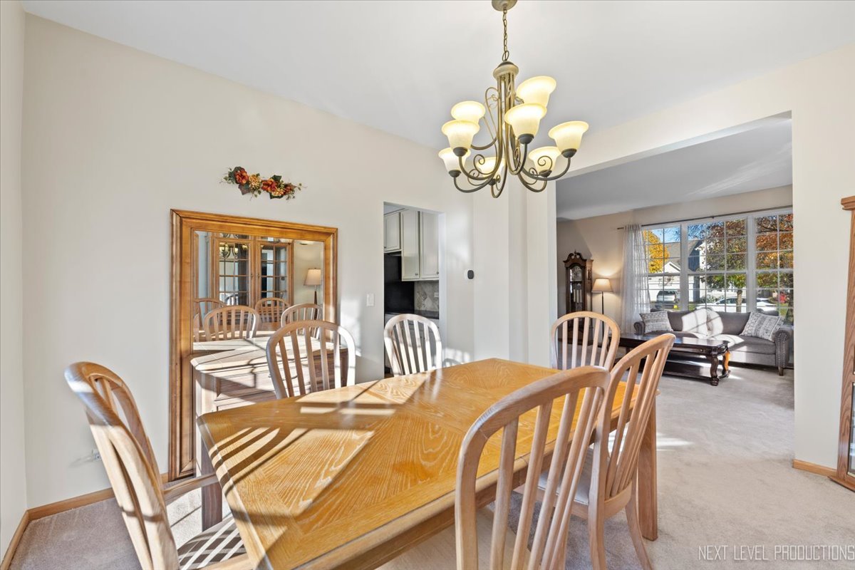 267 Chatsworth Avenue, Sugar Grove, IL 60554