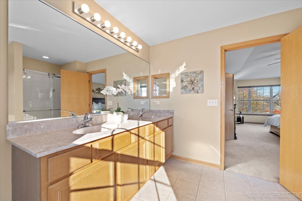 267 Chatsworth Avenue, Sugar Grove, IL 60554