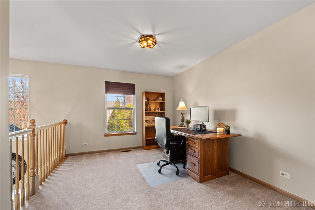 267 Chatsworth Avenue, Sugar Grove, IL 60554