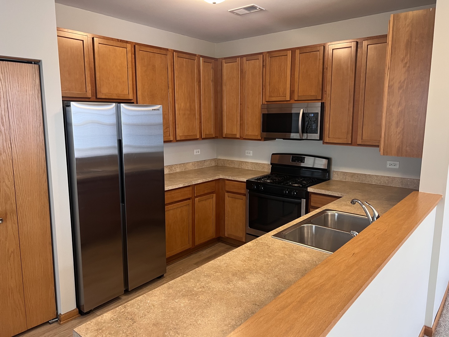 5111 Freeport Court, Plainfield, IL 60586