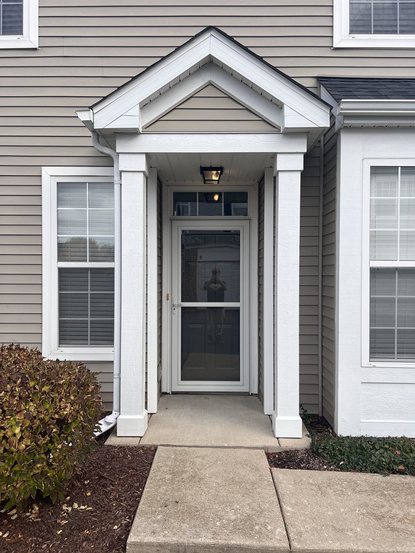 5111 Freeport Court, Plainfield, IL 60586