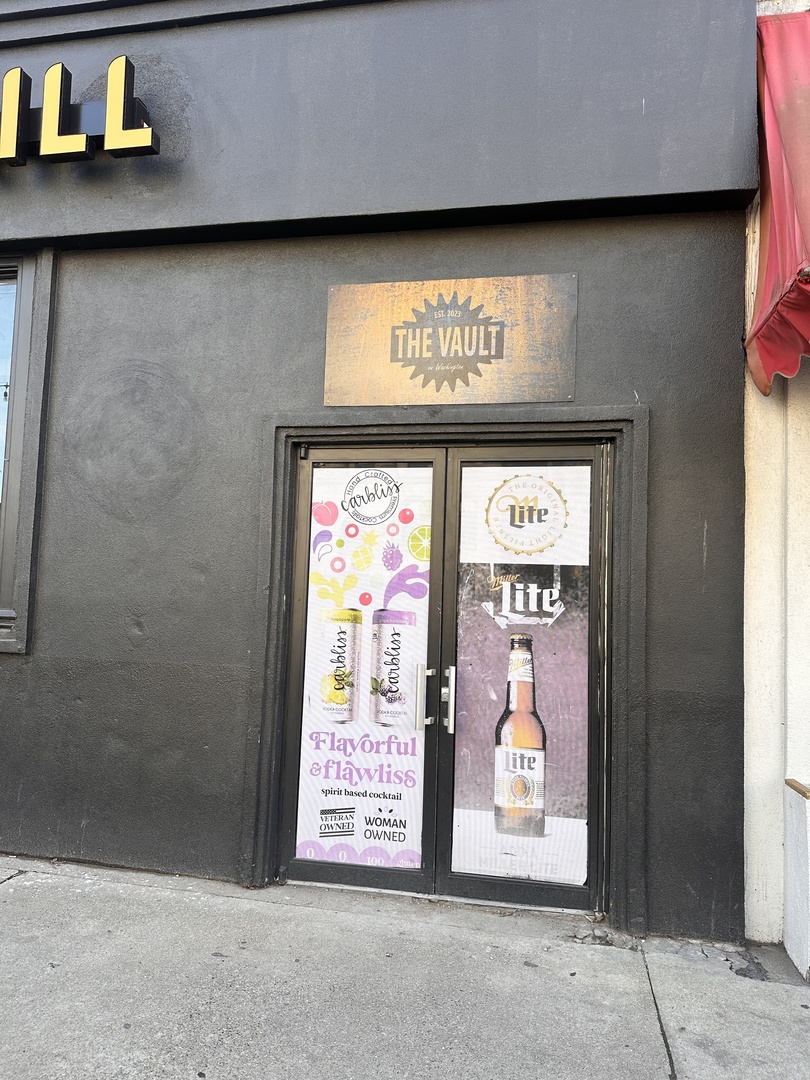 110 Washington Street #B, Bloomington, IL 61701