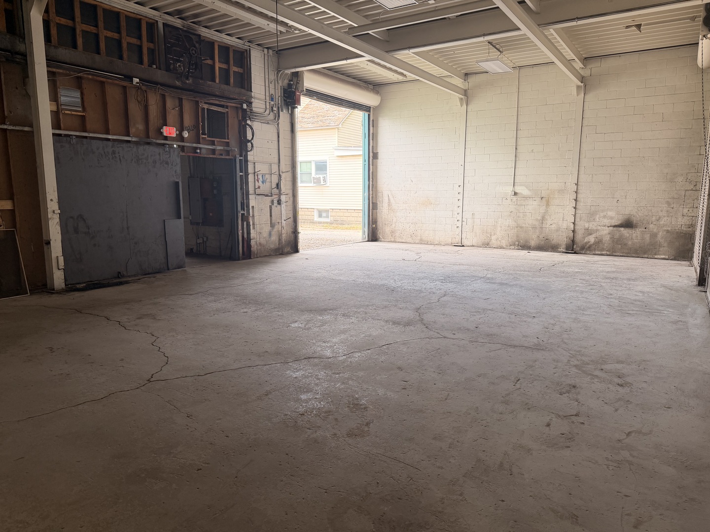 2861 Bernice Road, Lansing, IL 60438