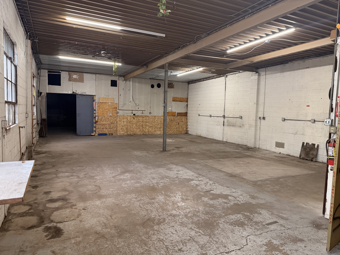 2861 Bernice Road, Lansing, IL 60438