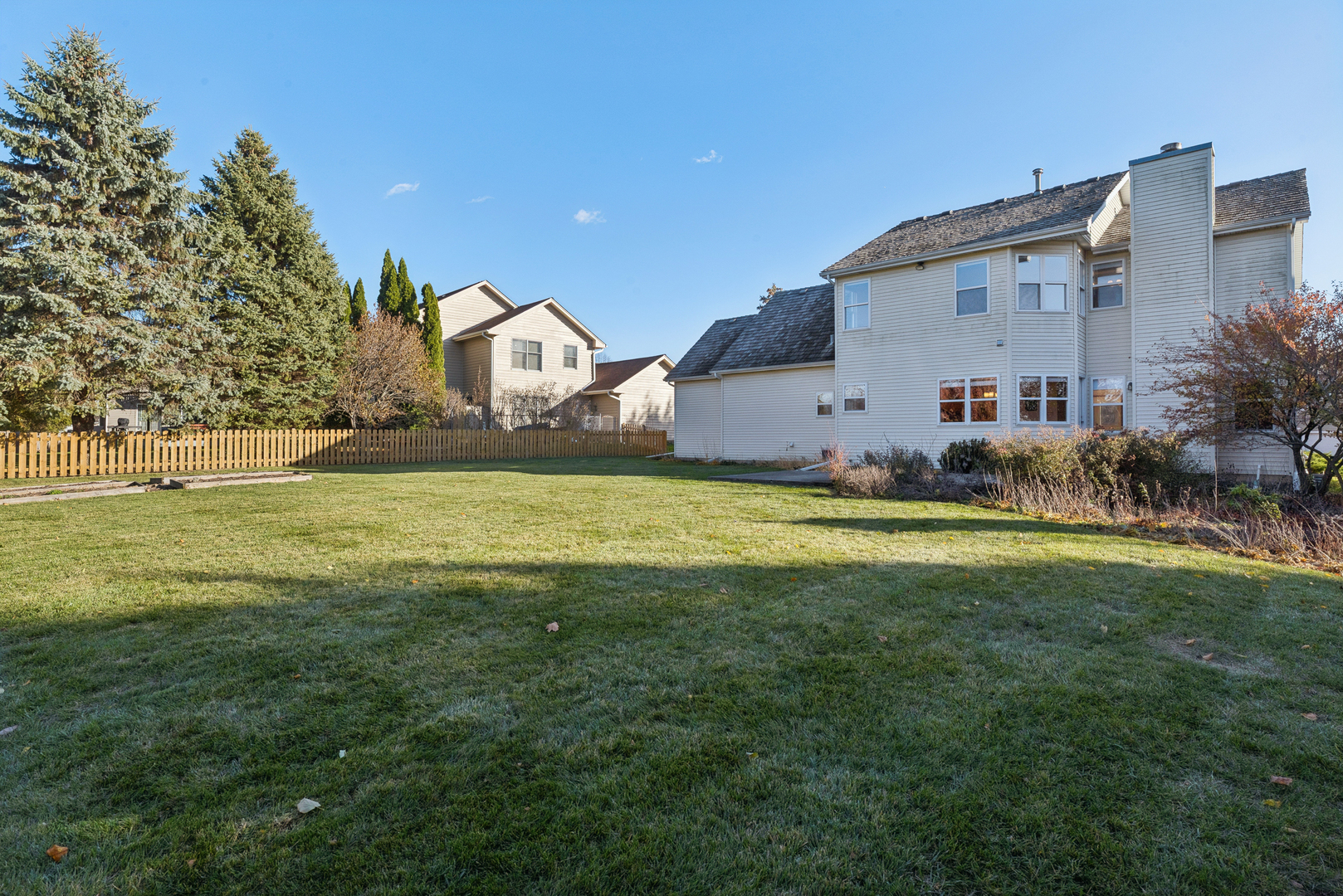 1162 Silo Hill Drive, Grayslake, IL 60030