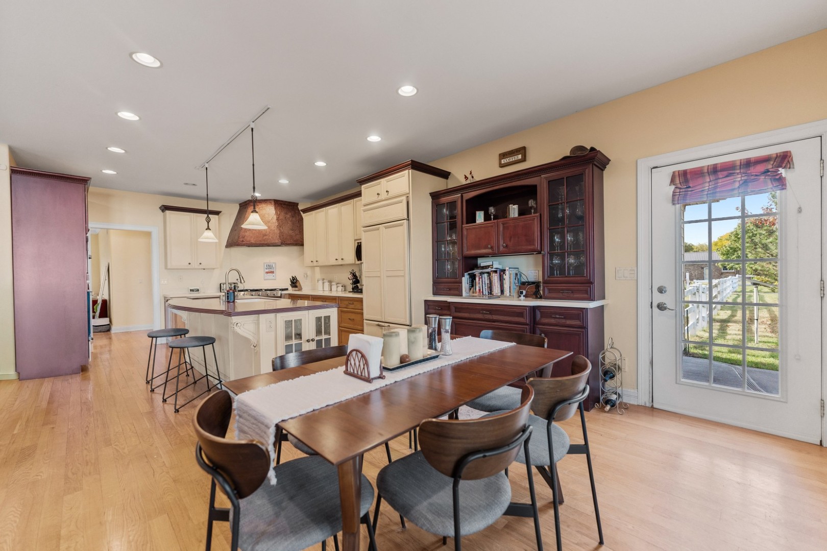 2601 N 3653rd Road, Sheridan, IL 60551