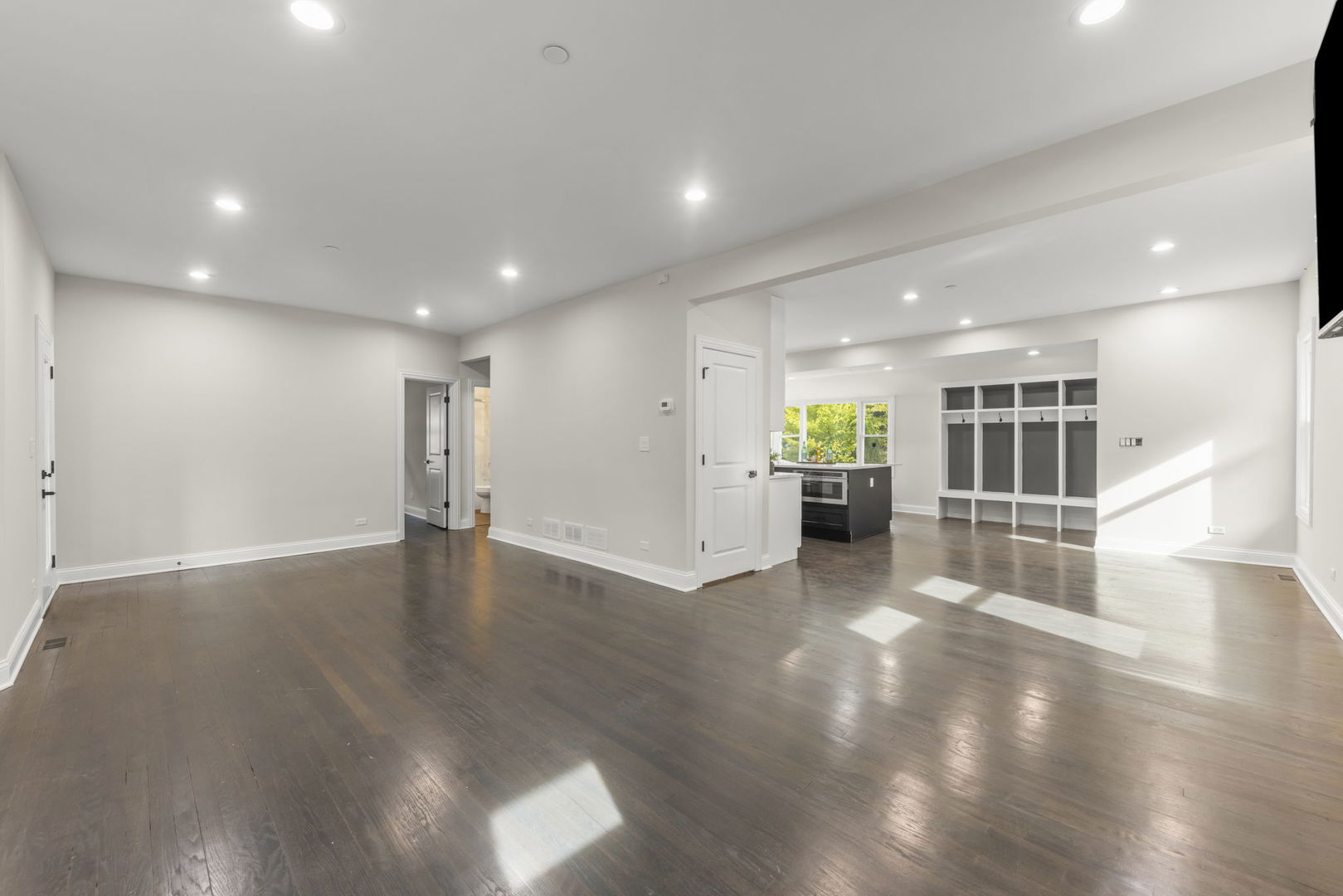 710 N Taylor Avenue, Oak Park, IL 60302