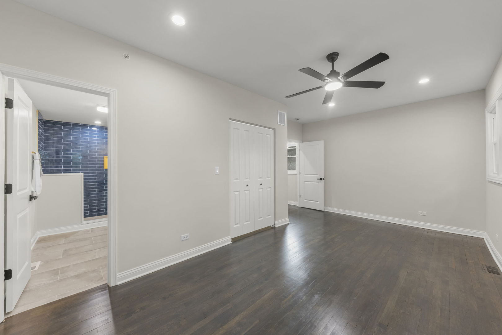 710 N Taylor Avenue, Oak Park, IL 60302