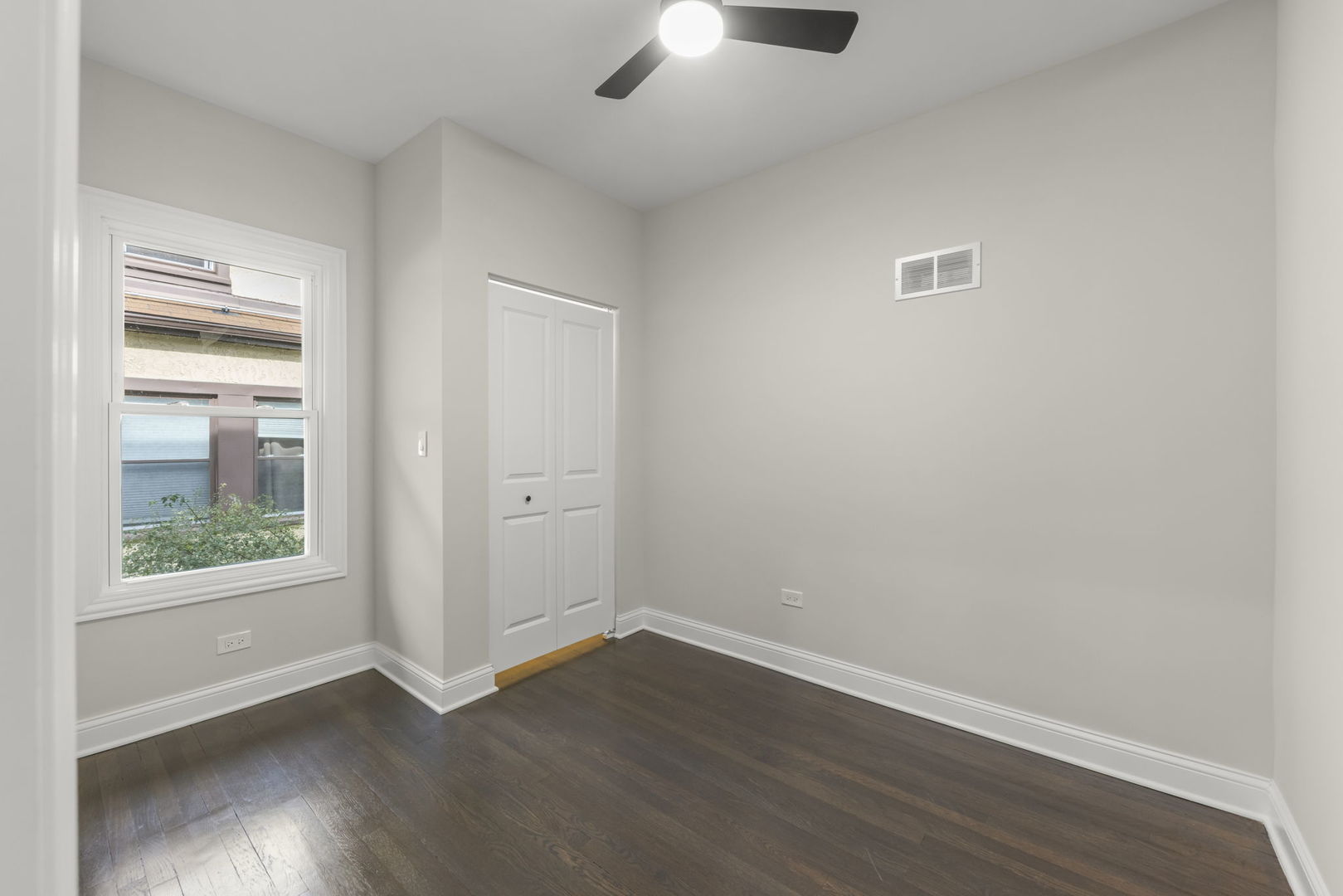 710 N Taylor Avenue, Oak Park, IL 60302