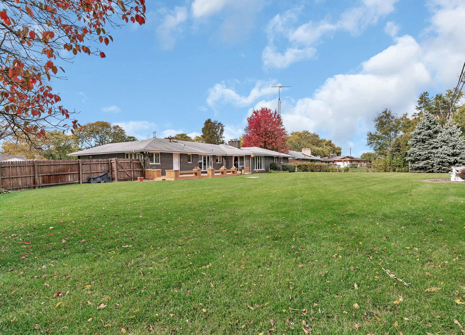 704 Lois Place, Joliet, IL 60435