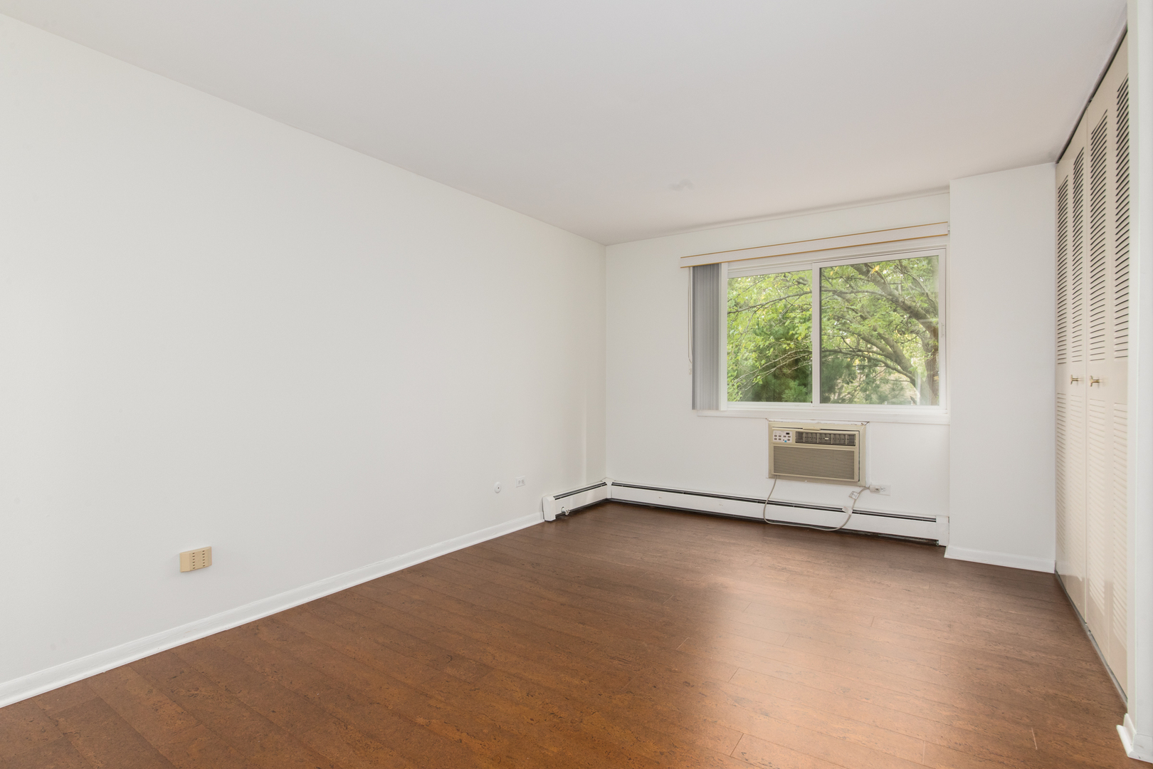 1136 Greenleaf Avenue #303, Wilmette, IL 60091