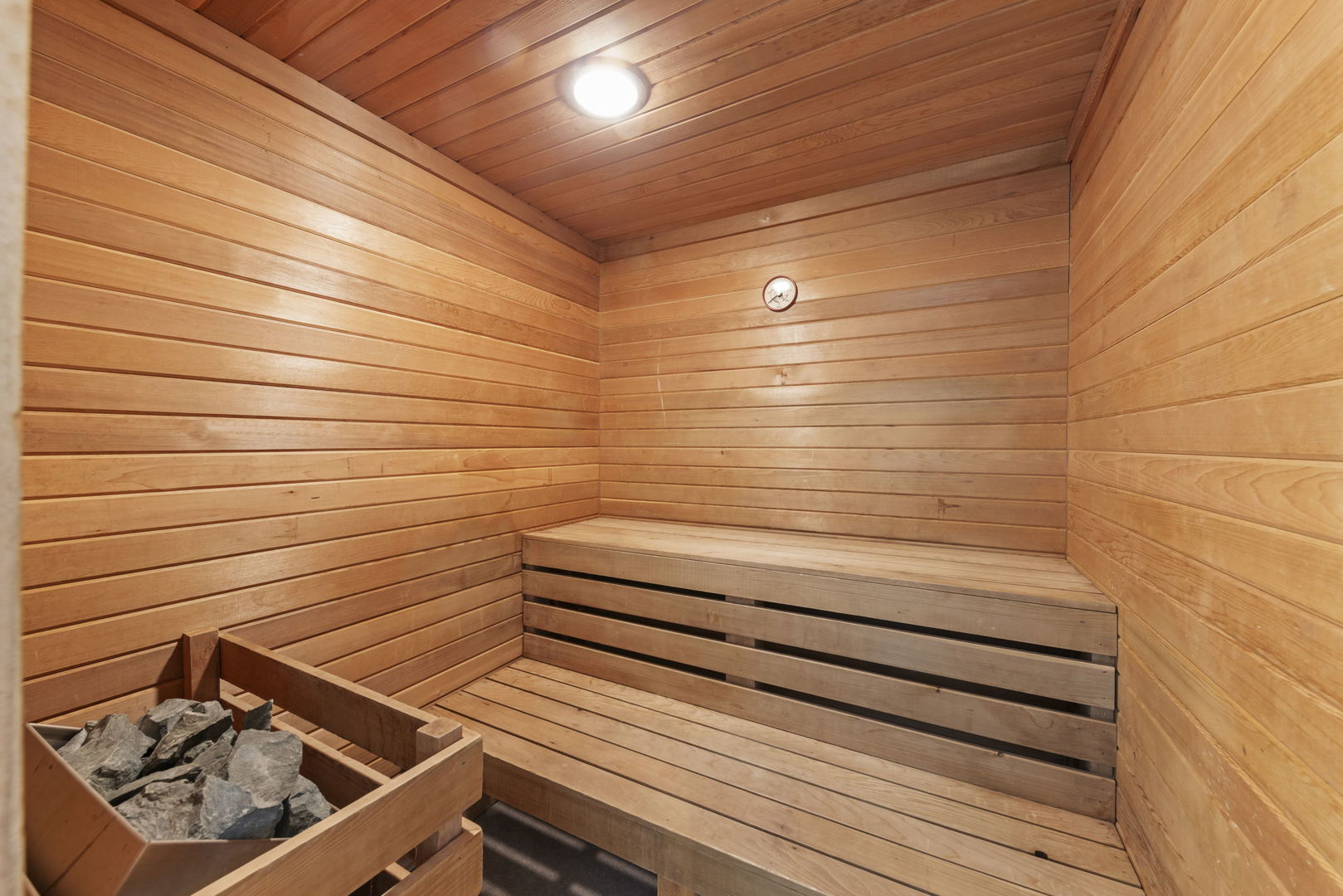 797 Oakwood Drive, Frankfort, IL 60423