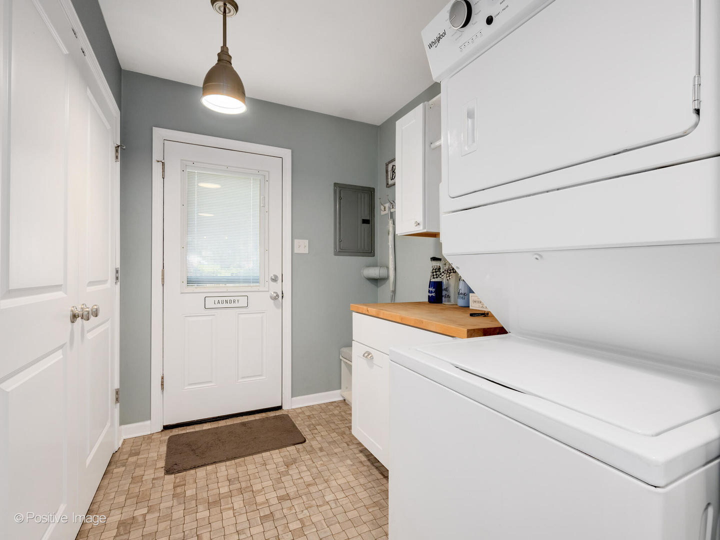 1S265 Dillon Lane, Villa Park, IL 60181