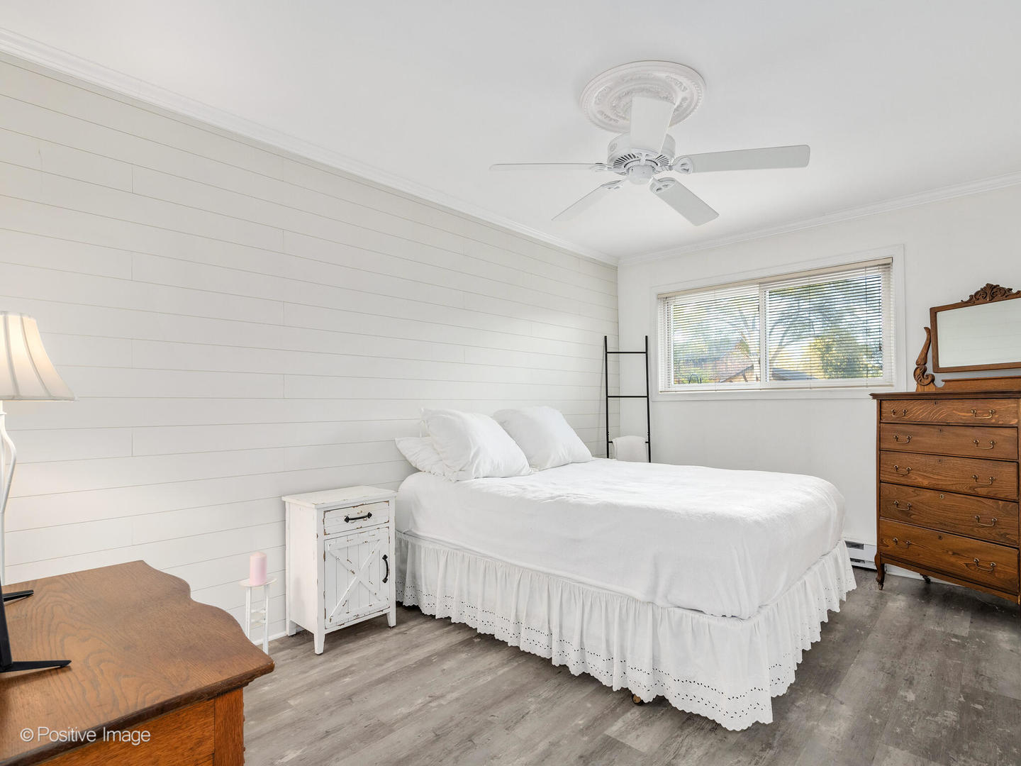 1S265 Dillon Lane, Villa Park, IL 60181