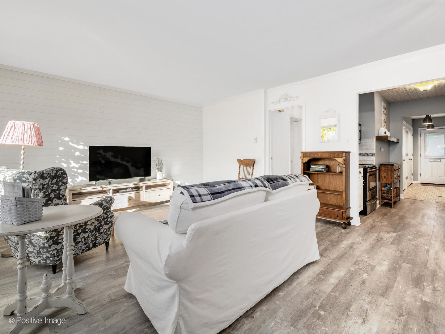 1S265 Dillon Lane, Villa Park, IL 60181