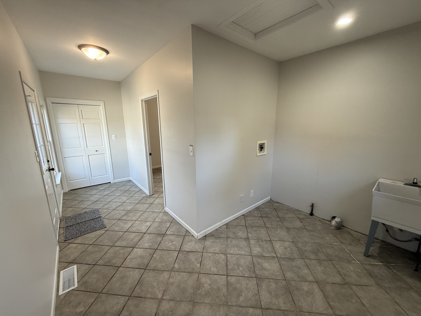 206 W Seminole Street, Dwight, IL 60420