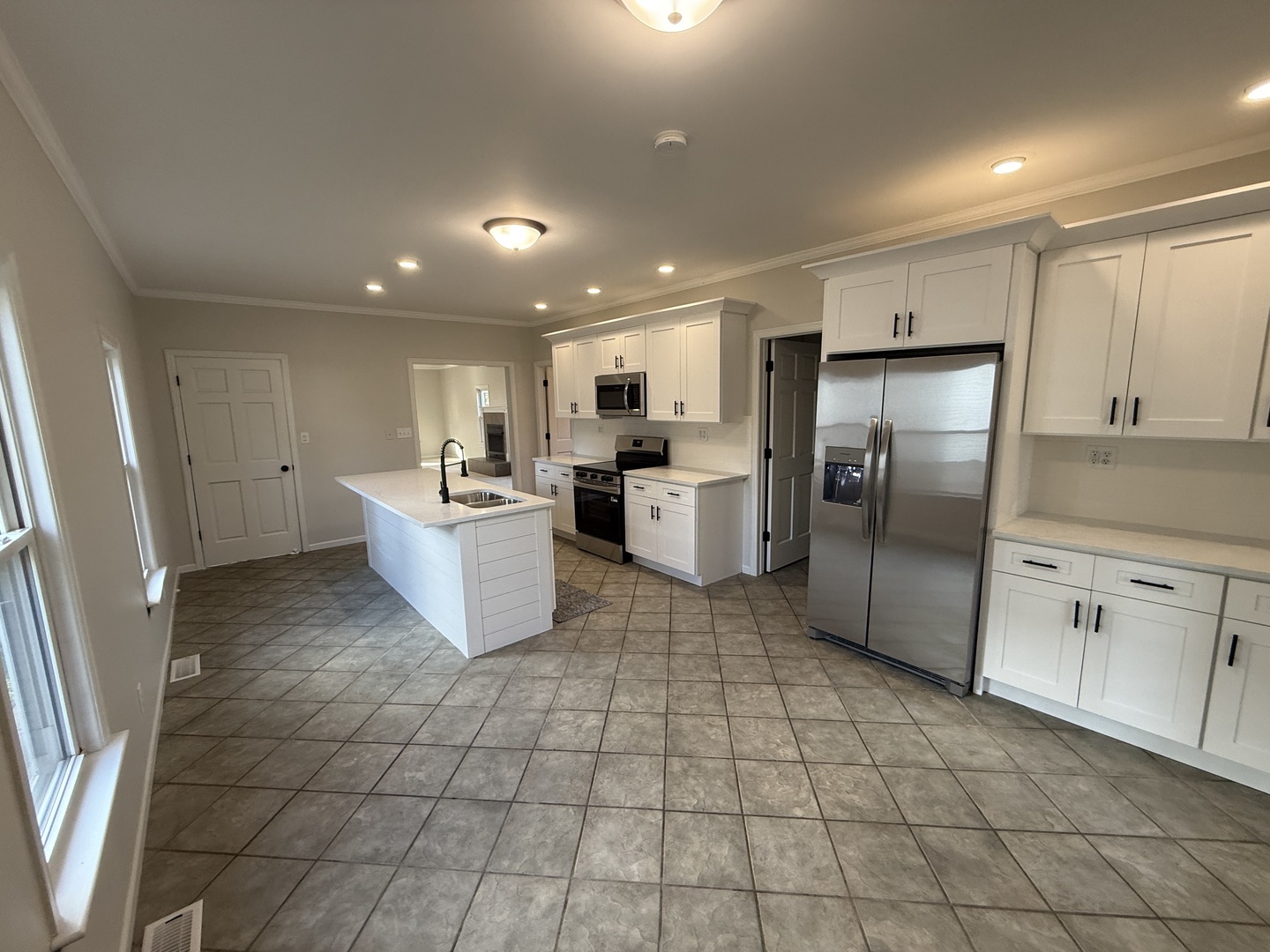 206 W Seminole Street, Dwight, IL 60420